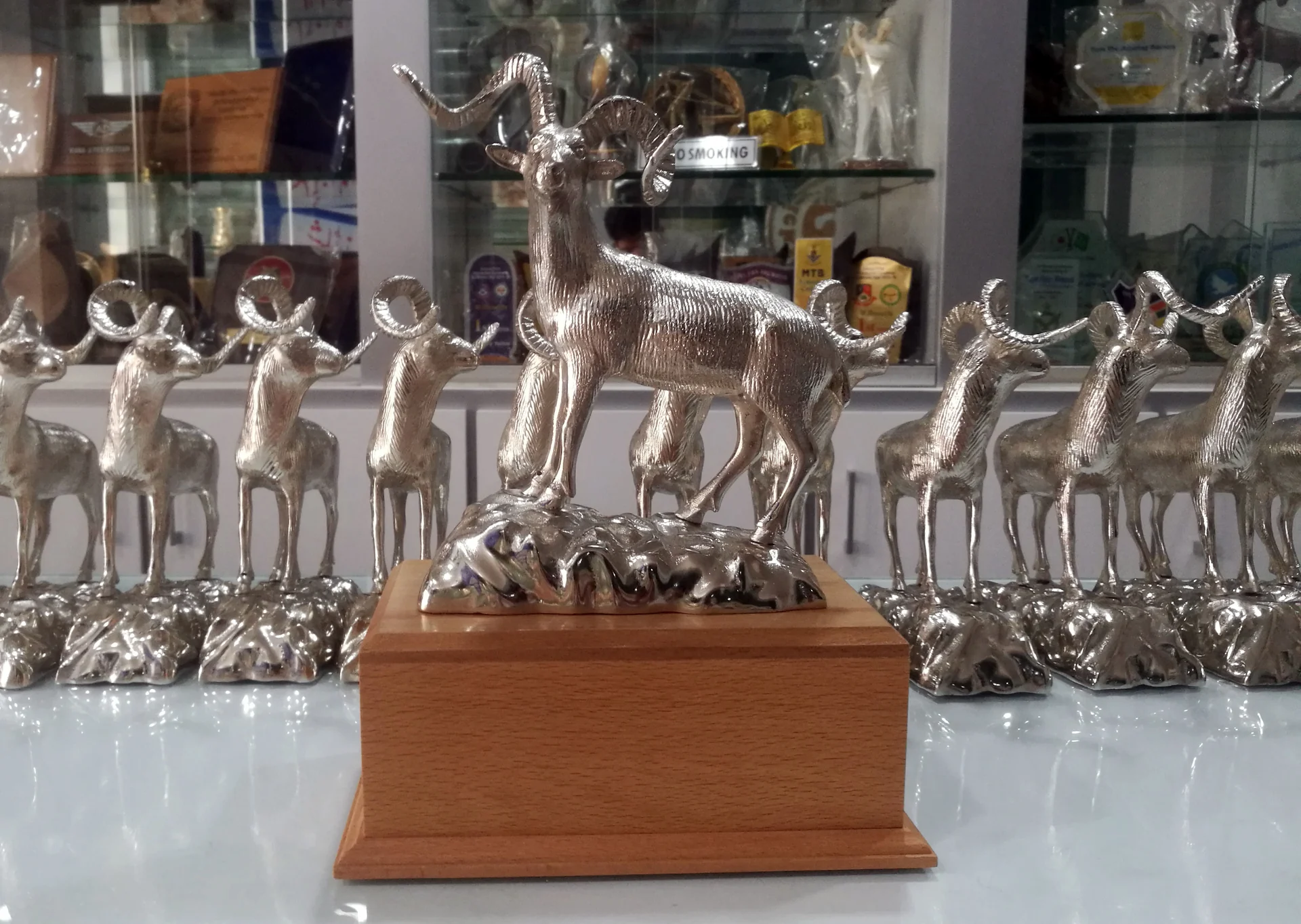 Goat Presentation Centrepiece