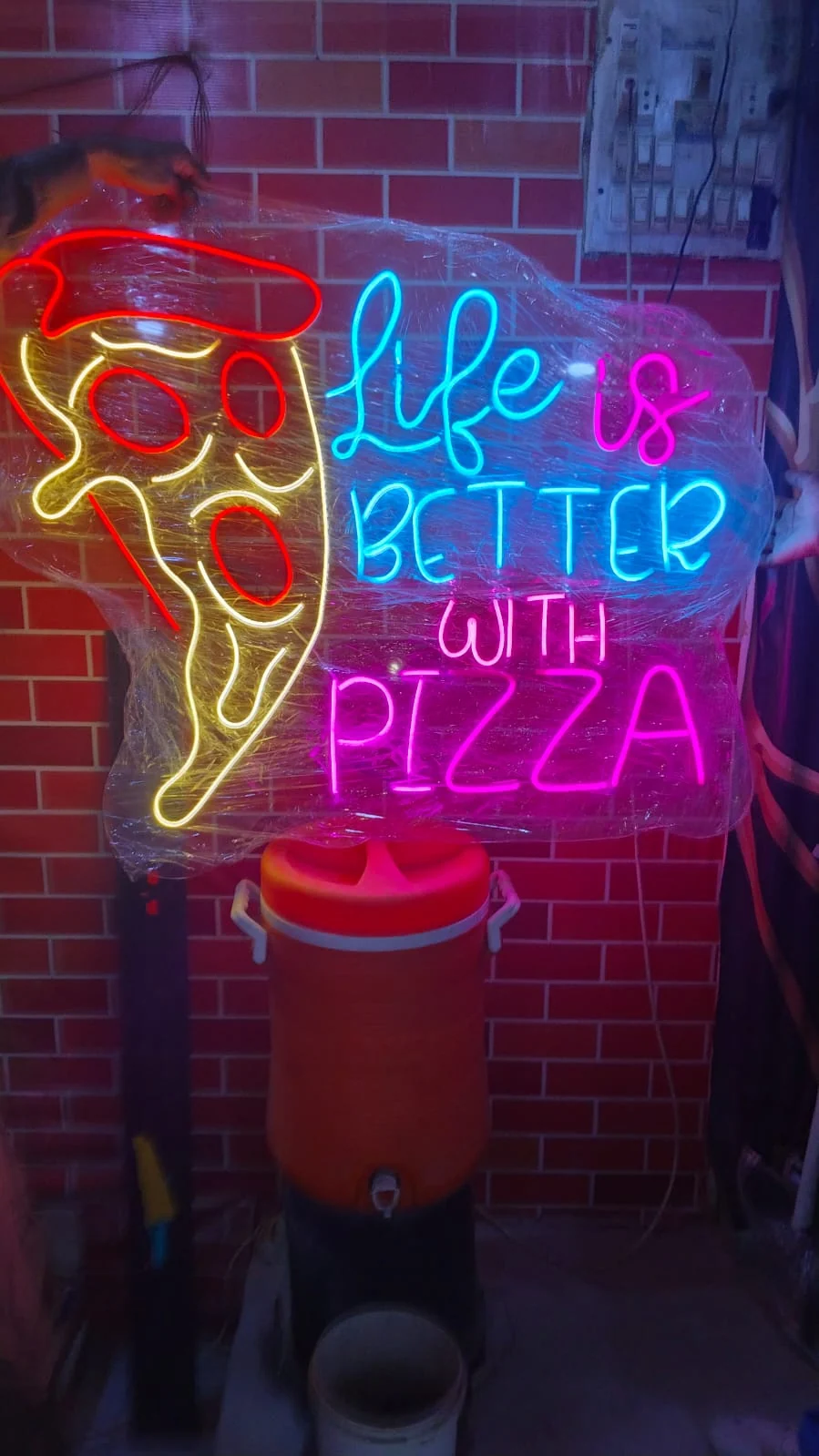 Neon