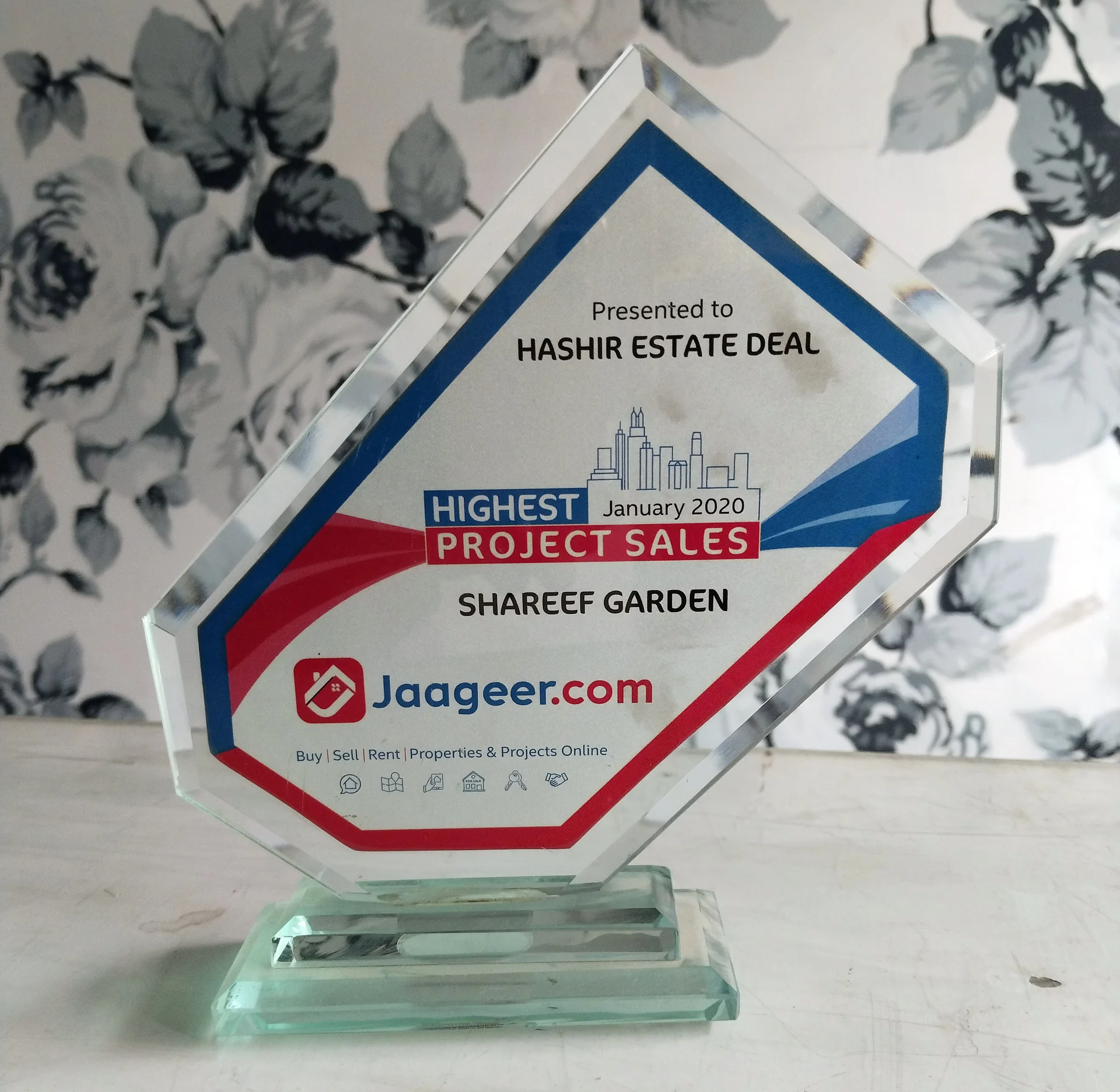 Project Sales Glass Award